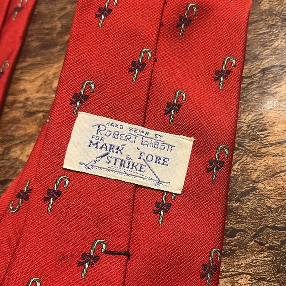 Christmas Patterned Ties - Picture 3 of 3